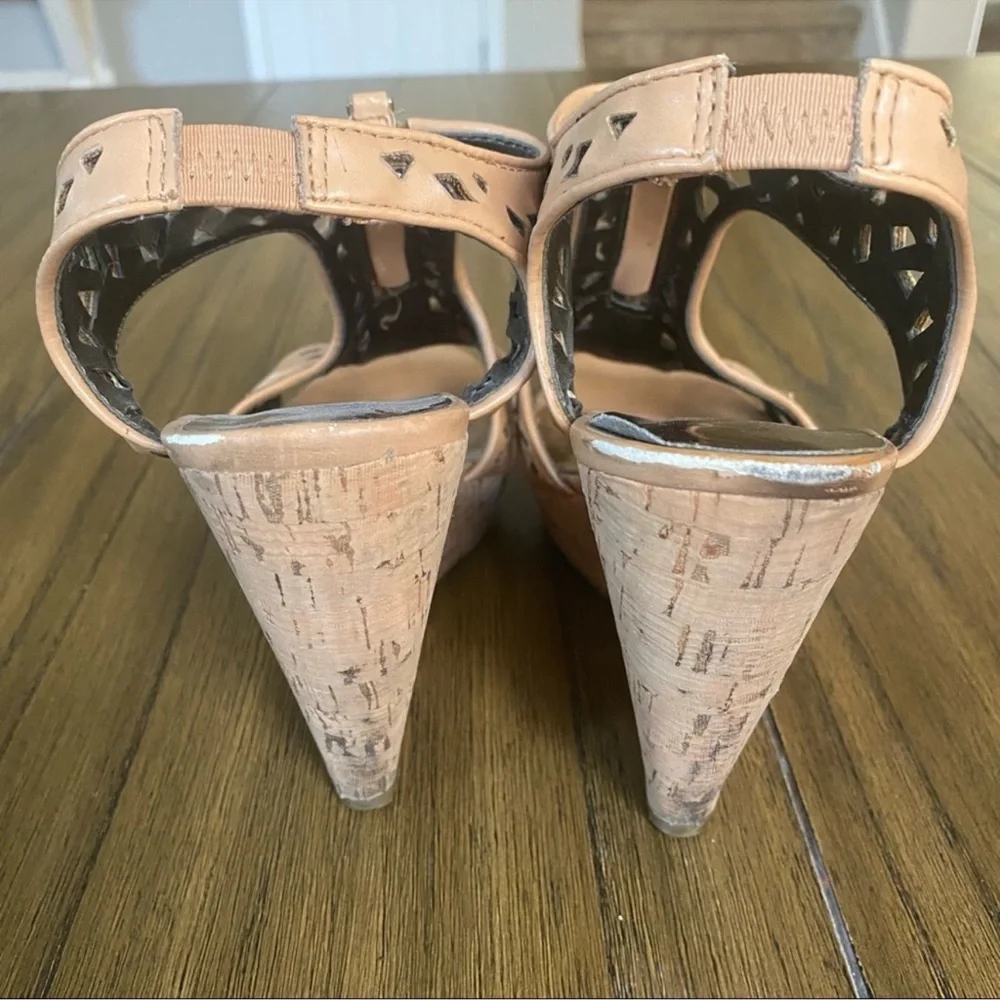 Carlos Santana nude cork cutout leather wedges